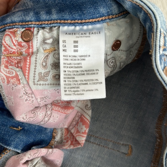 American Eagle ripped Hi-Rise Shorties size 000 - Picture 5 of 5